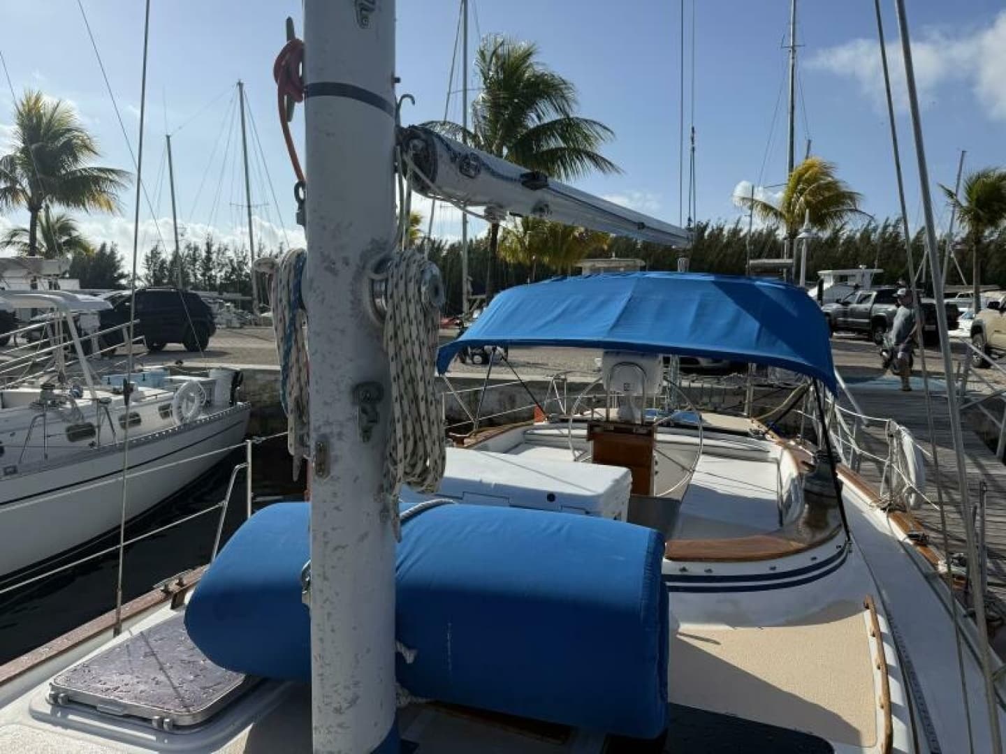 1985 Endeavour 42