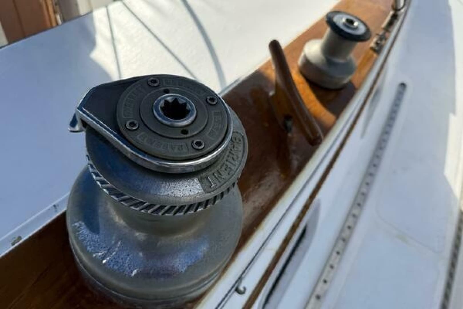 1985 Endeavour 42