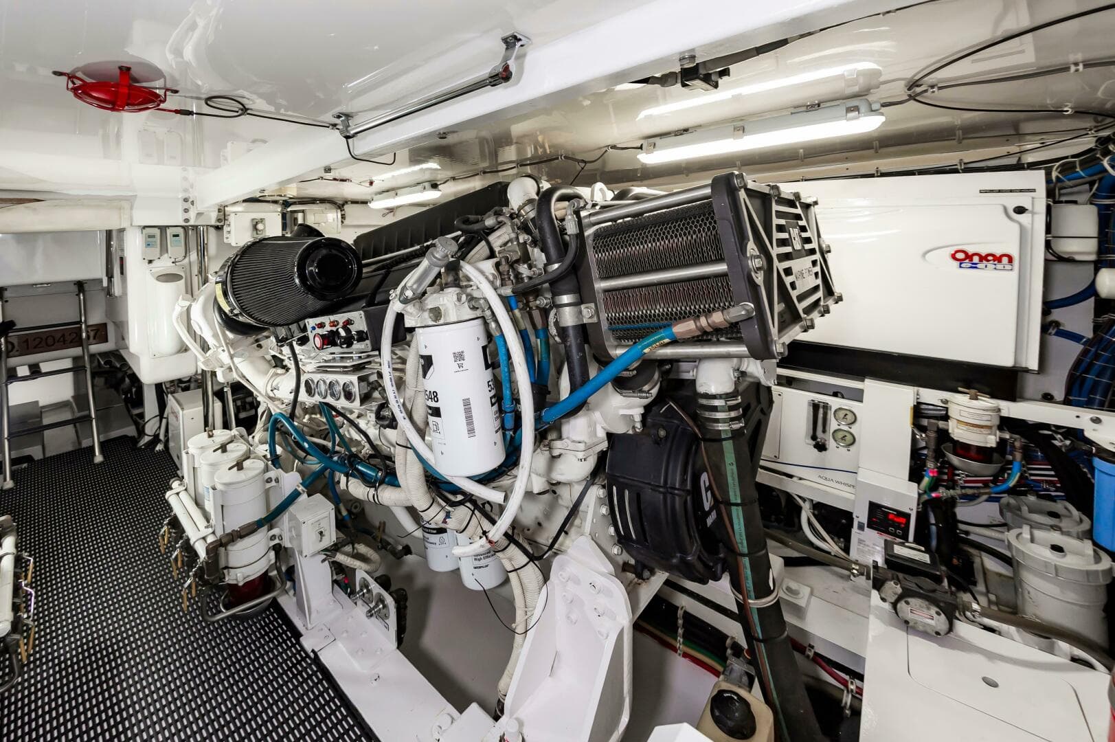 2008 Hatteras 64 Enclosed Bridge