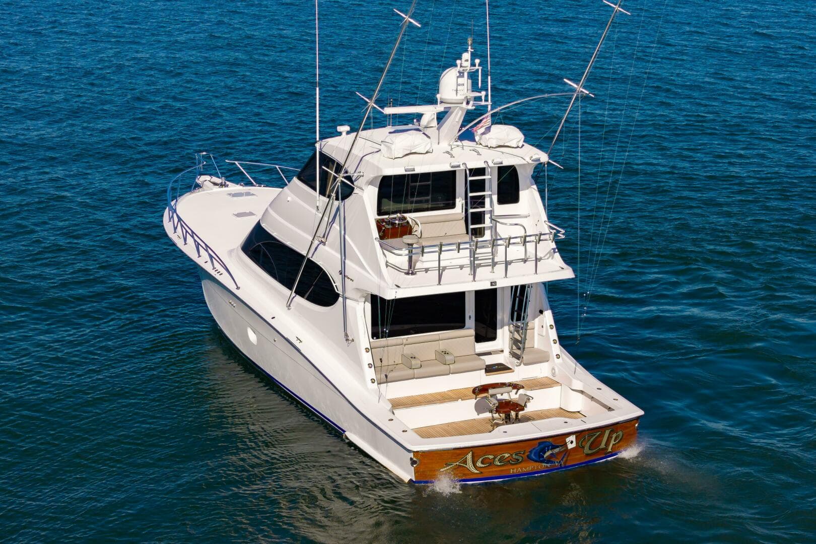 2008 Hatteras 64 Enclosed Bridge