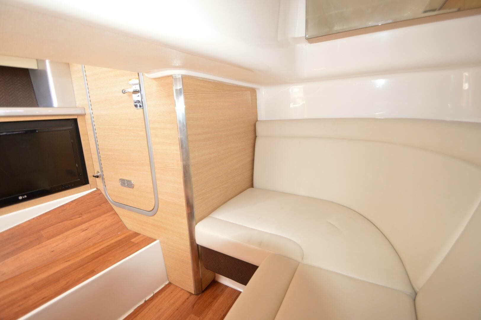 2013 Chaparral 327 SSX
