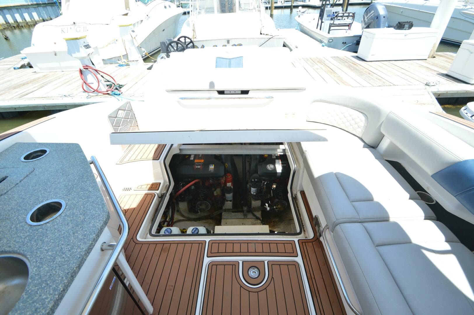 2013 Chaparral 327 SSX