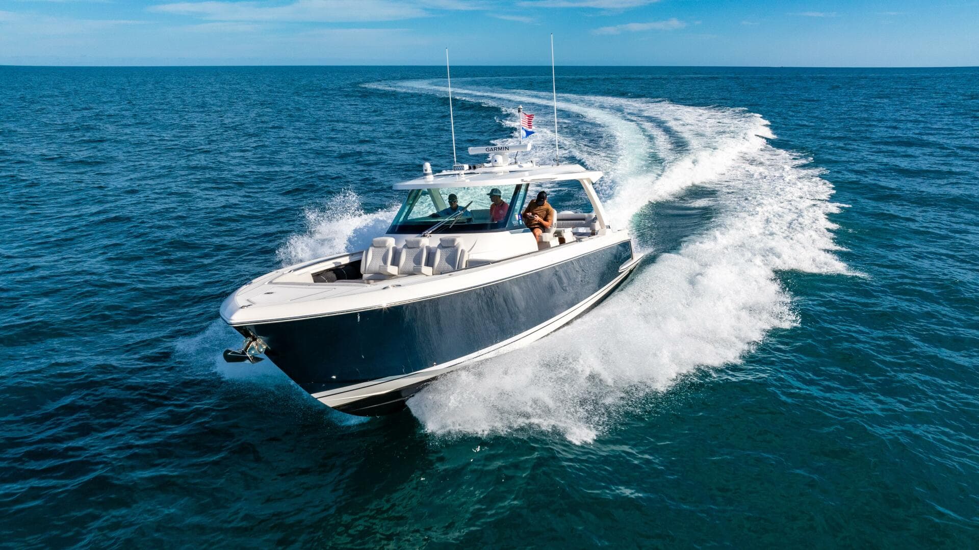 2022 Tiara Yachts 43 LS