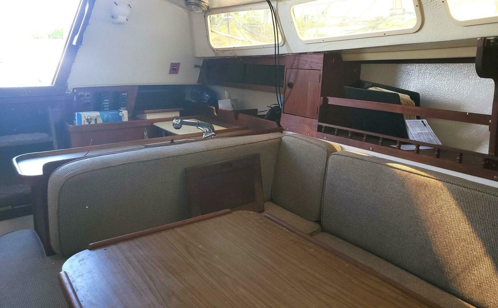 1975 Catalina 30
