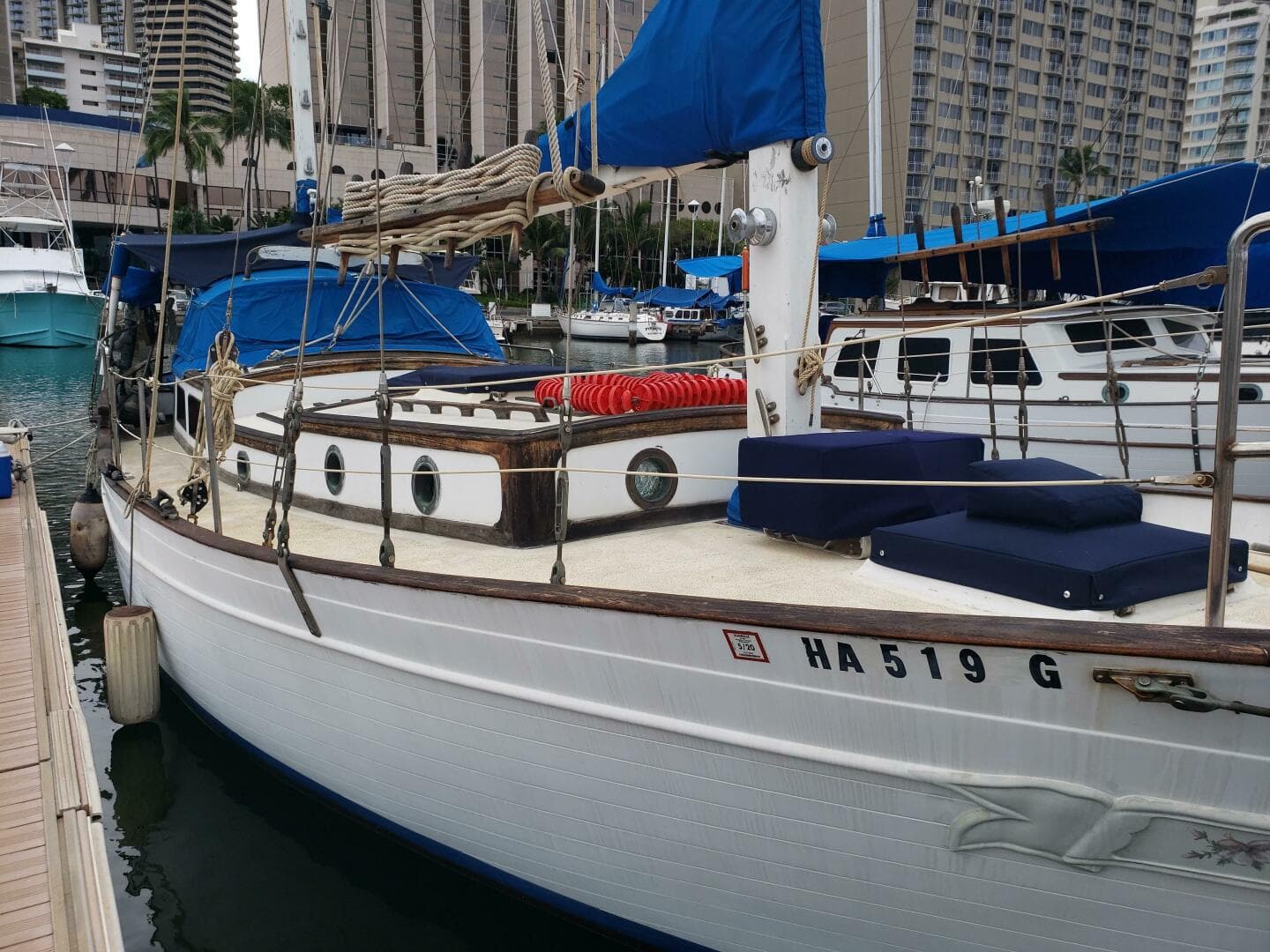 1977 Hardin Sea Wolf Masthead Ketch