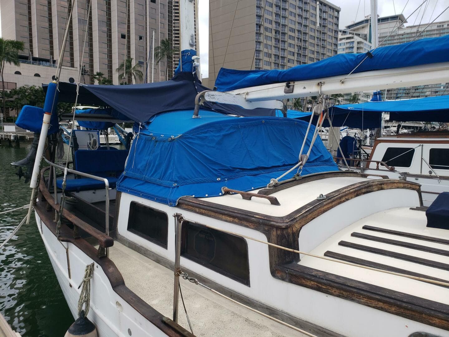 1977 Hardin Sea Wolf Masthead Ketch