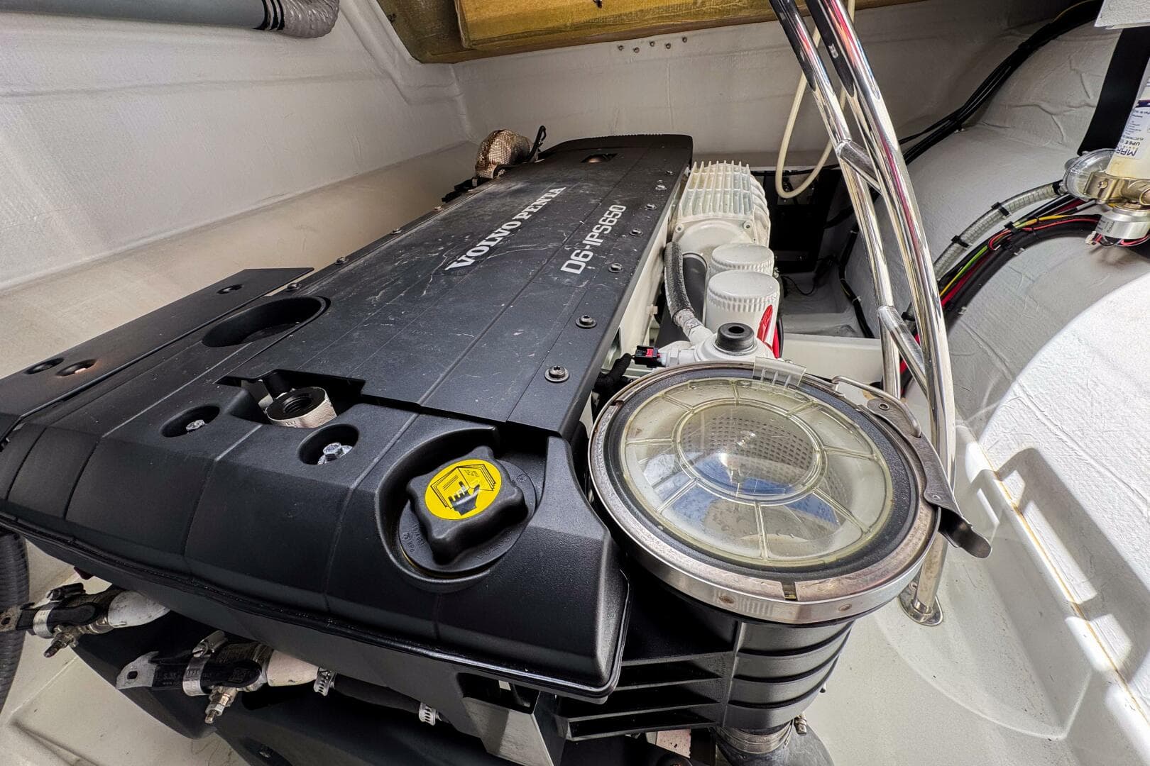 2021 Fountaine Pajot MY44