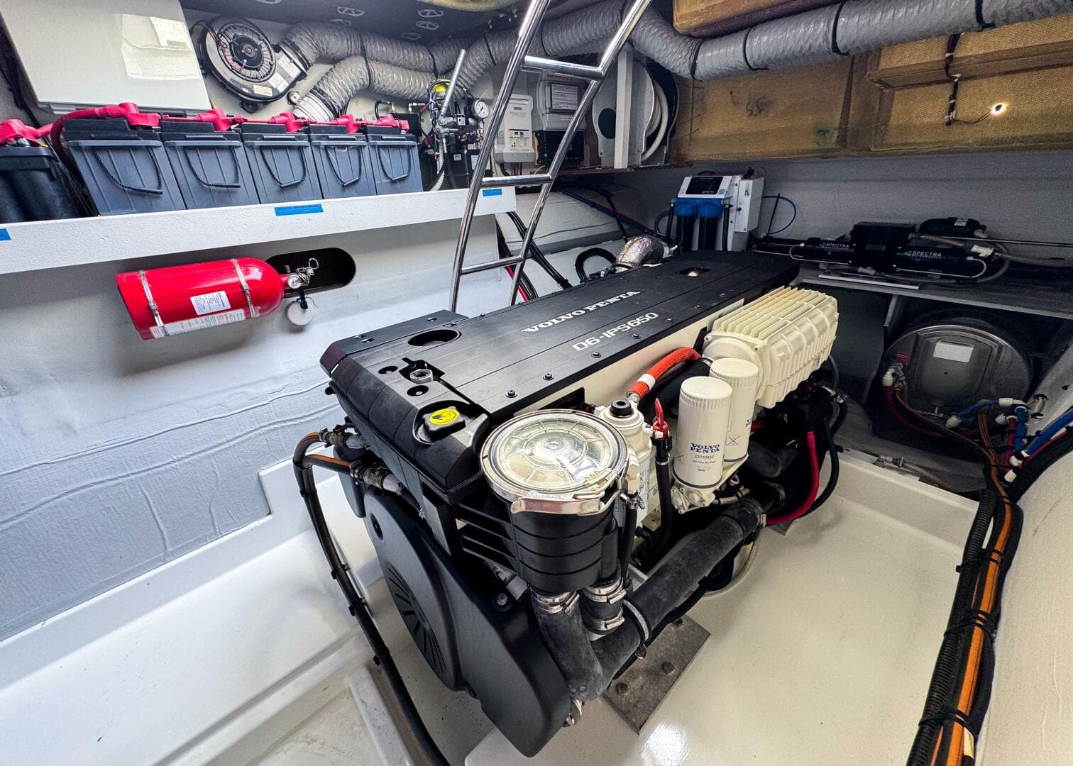 2021 Fountaine Pajot MY44