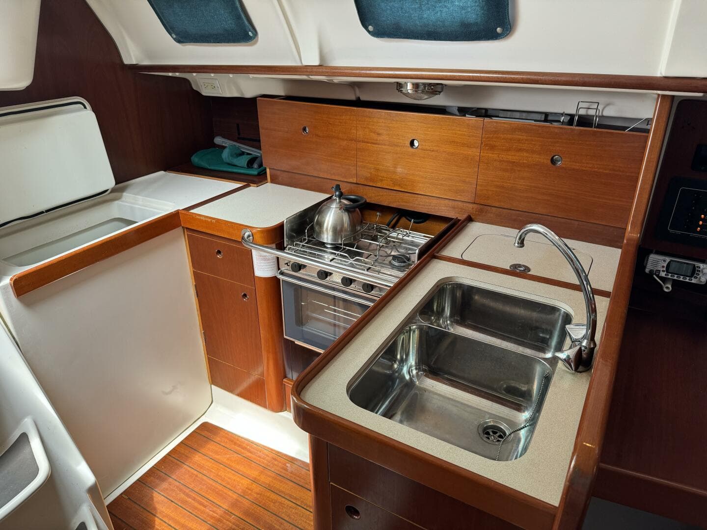 1996 Beneteau Oceanis 321