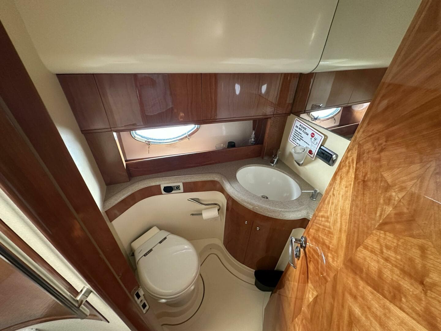 2003 Aicon 56 Flybridge
