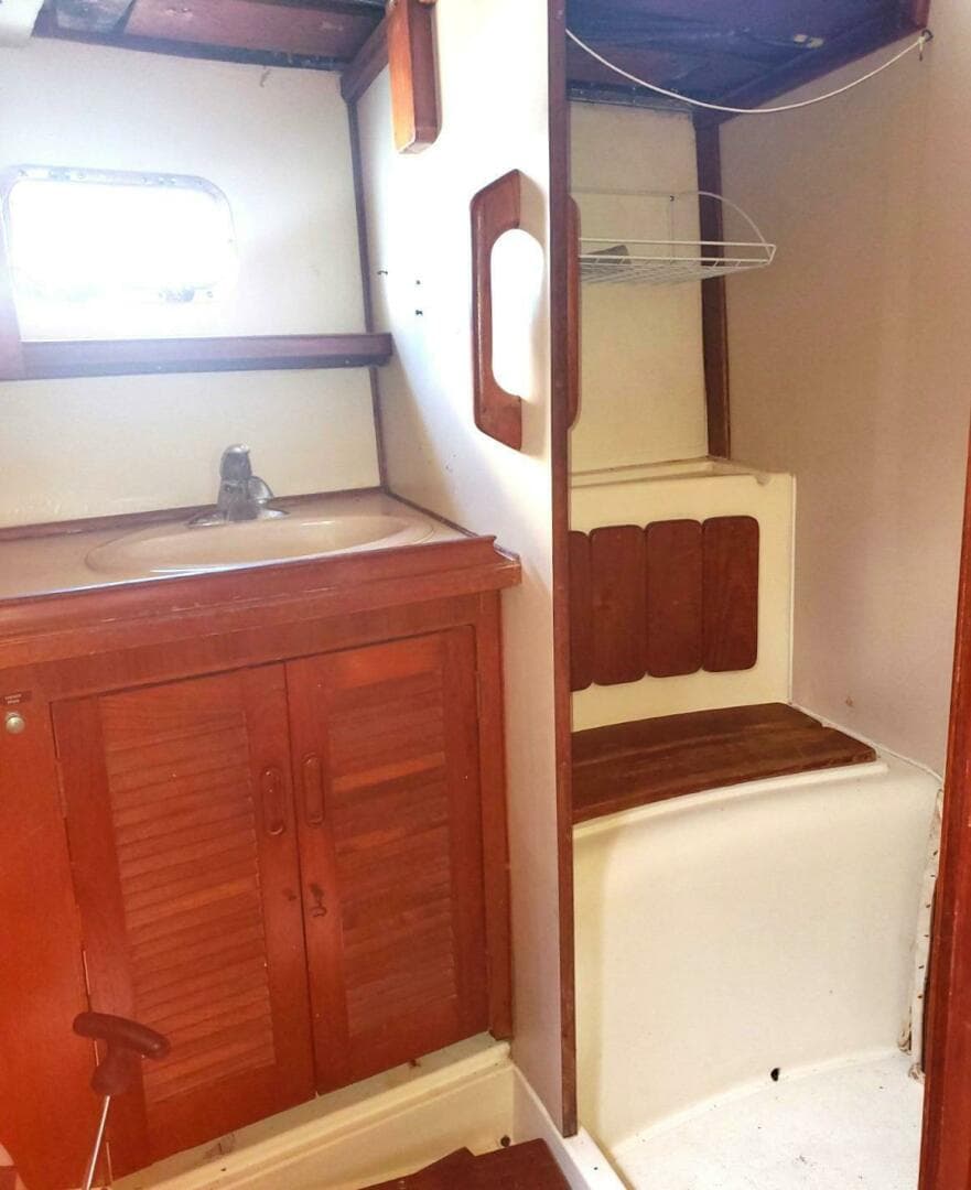 1982 Endeavour 43 CC