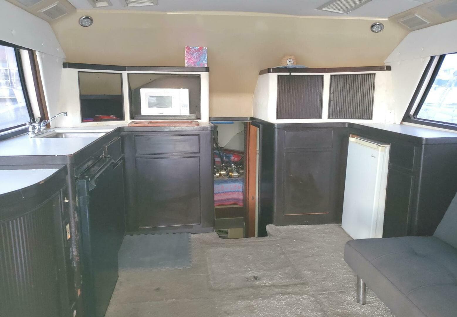 1988 Bertram 37 Convertible