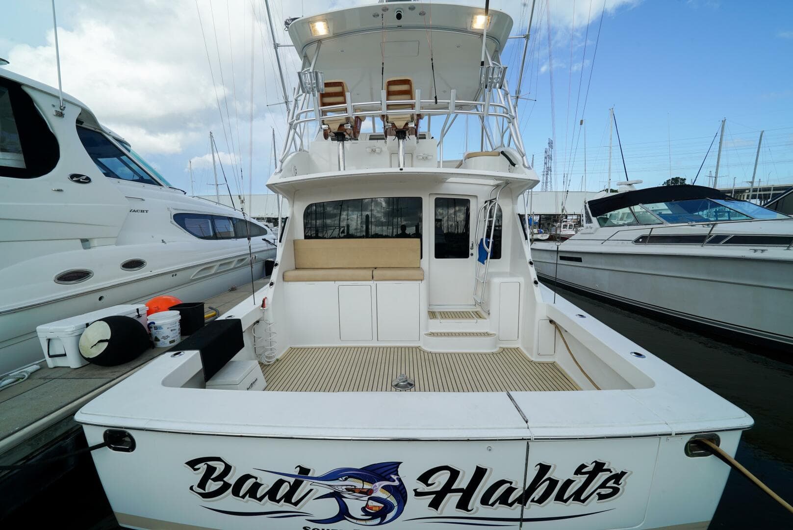 2007 Viking 45 Convertible Bad Habits