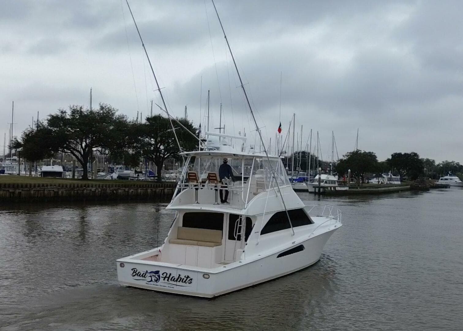 2007 Viking 45 Convertible Bad Habits