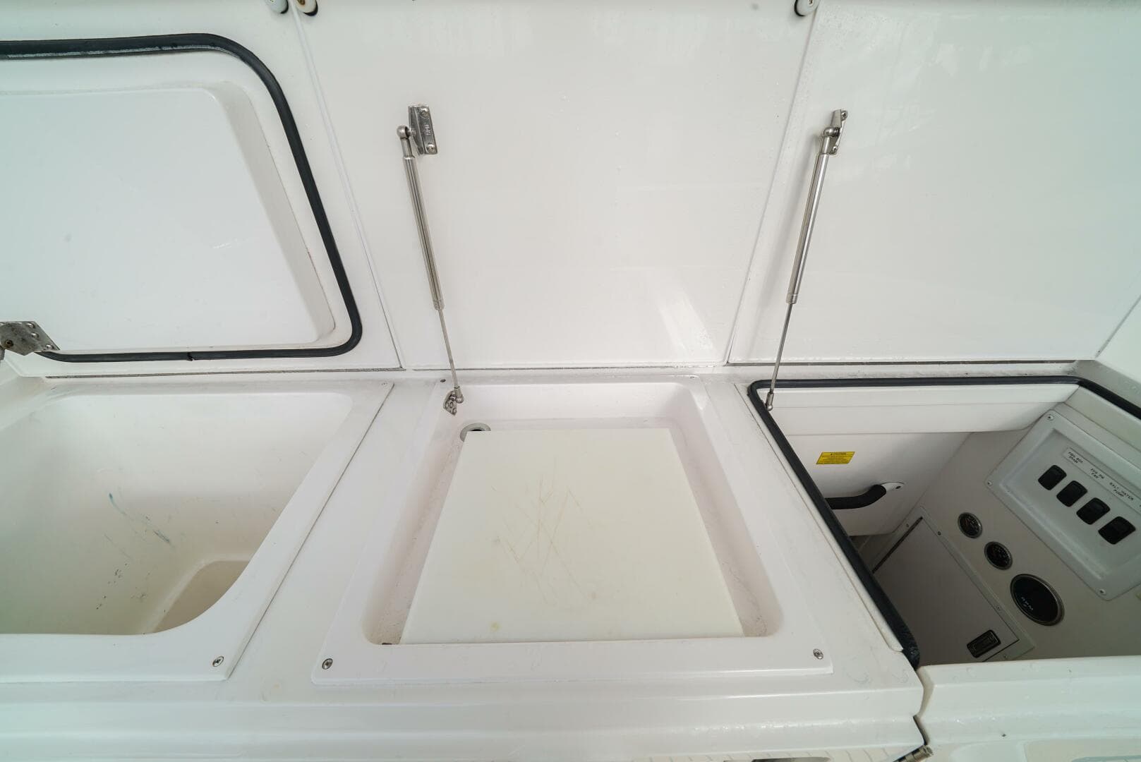 2007 Viking 45 Convertible Bad Habits