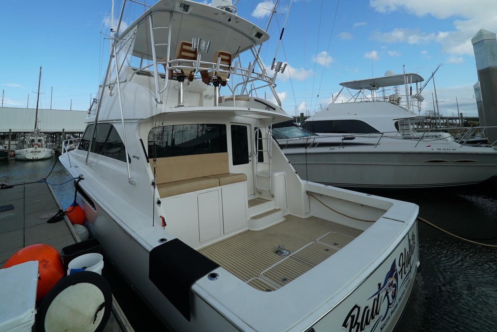 2007 Viking 45 Convertible Bad Habits