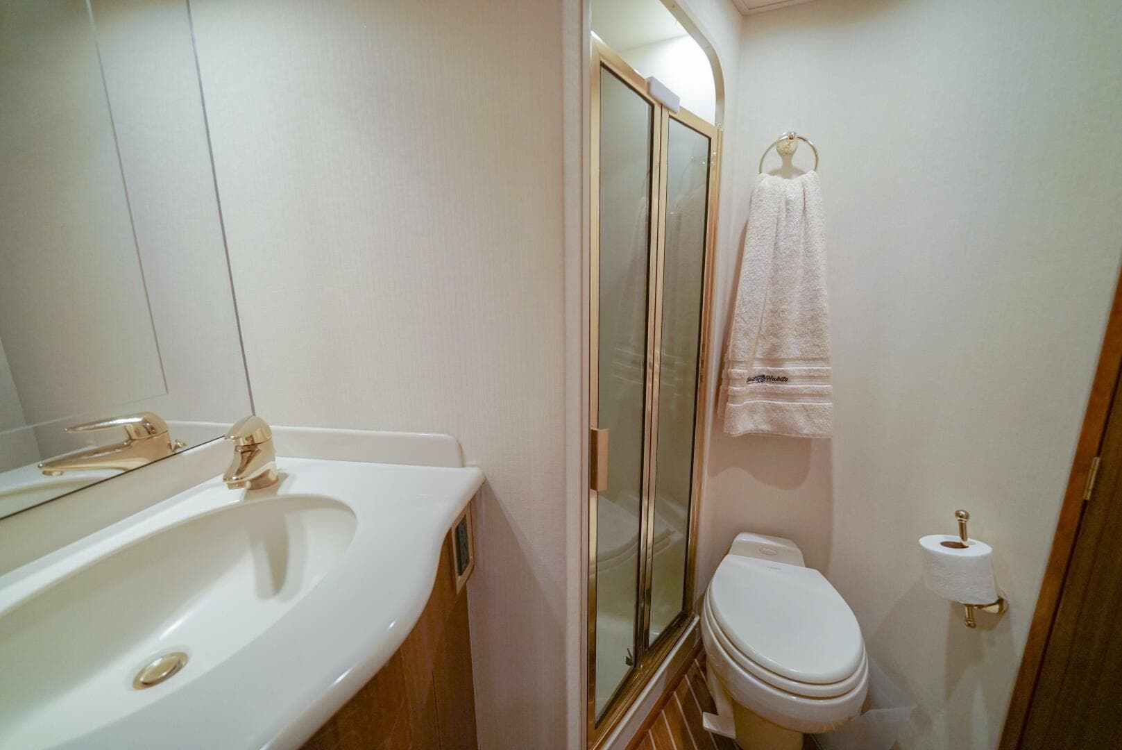 2007 Viking 45 Convertible Bad Habits