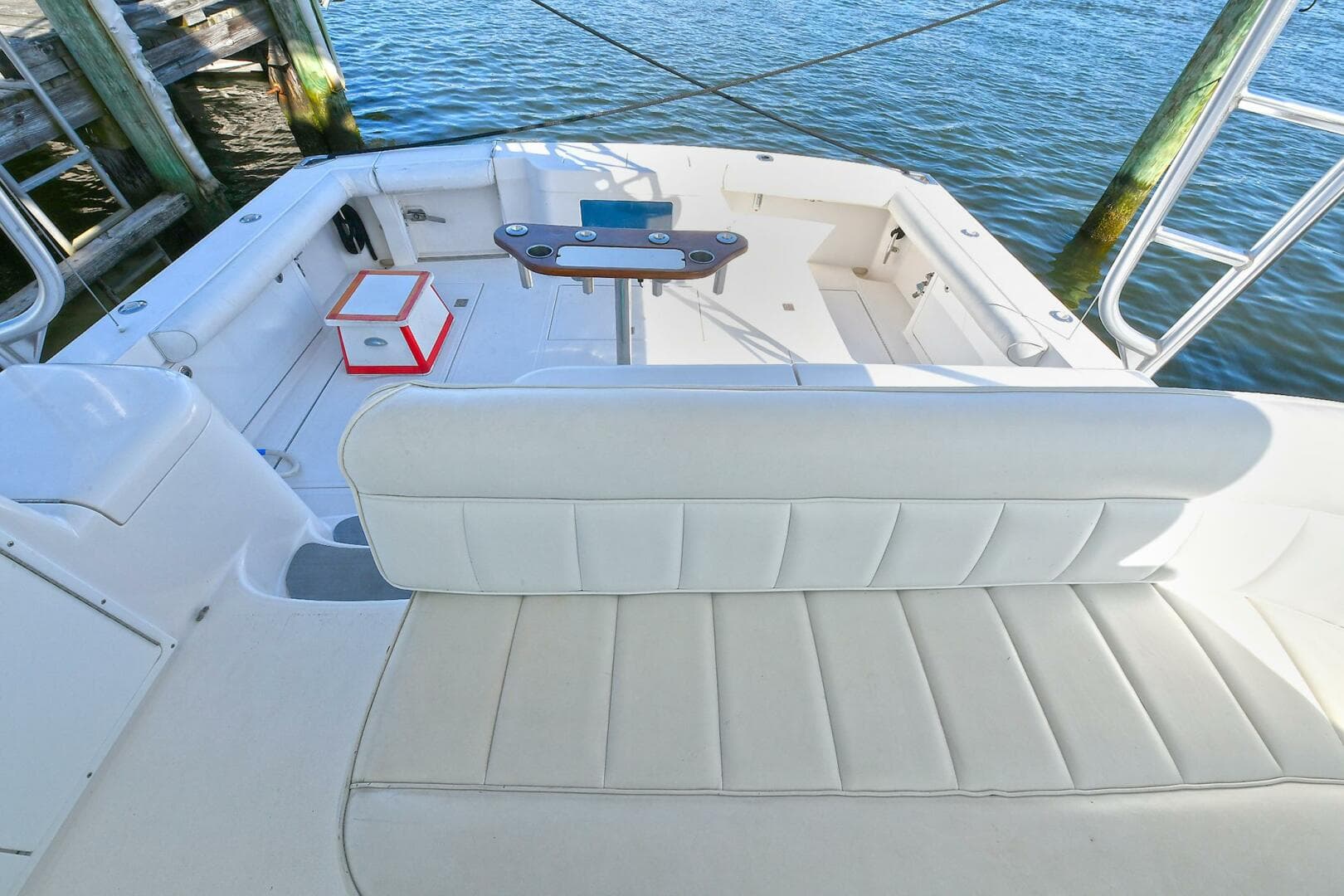 2007 Cabo Express with Tower