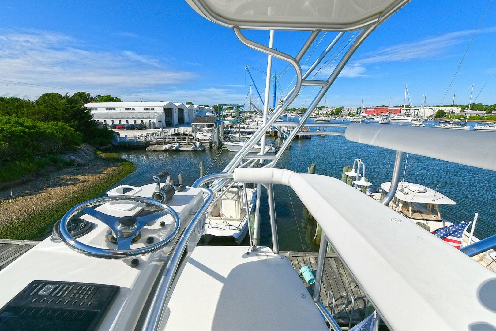 2007 Cabo Express with Tower