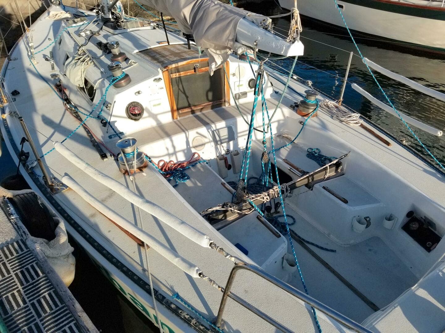 1989 J Boats Masthead Sloop