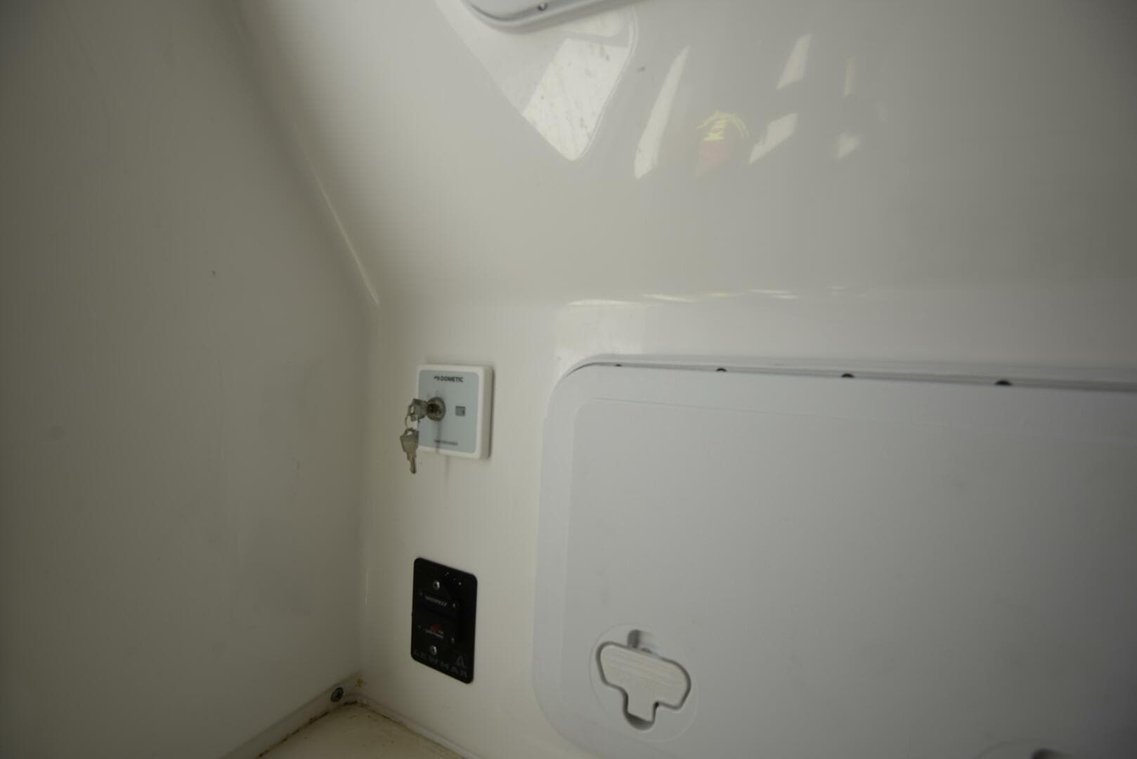 2023 Sea Pro 239 Deep V DLX