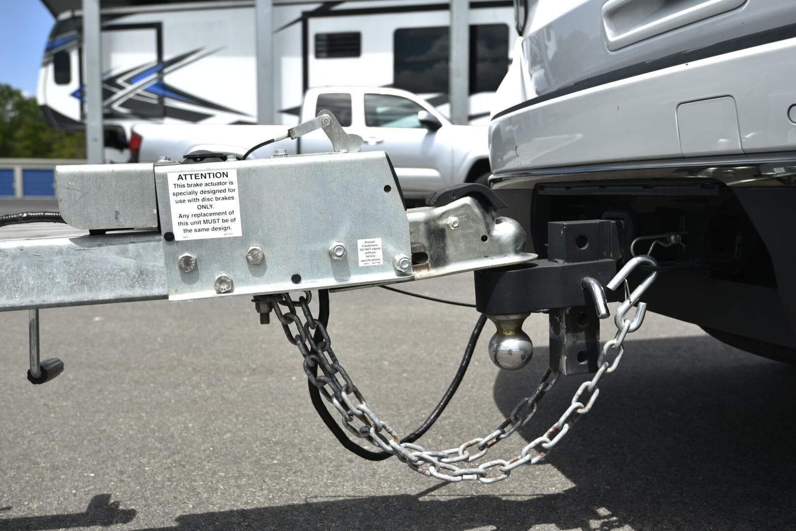 2023 Sea Pro 239 Deep V DLX