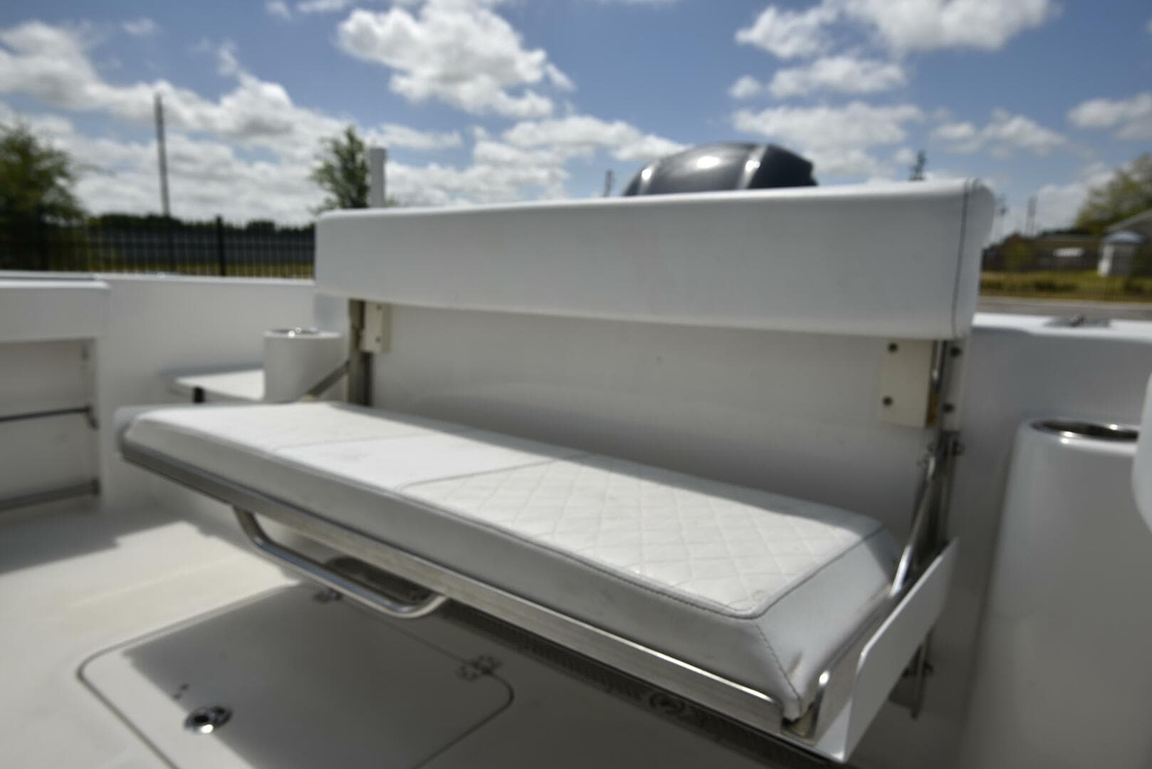 2023 Sea Pro 239 Deep V DLX