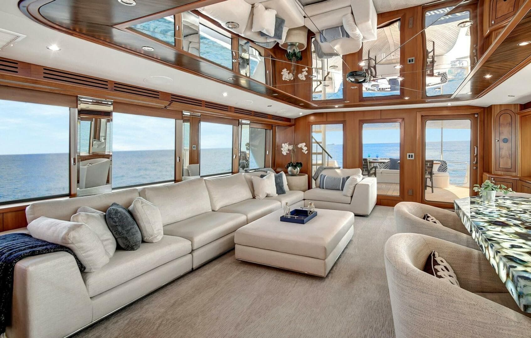 005 Main Deck Salo 01