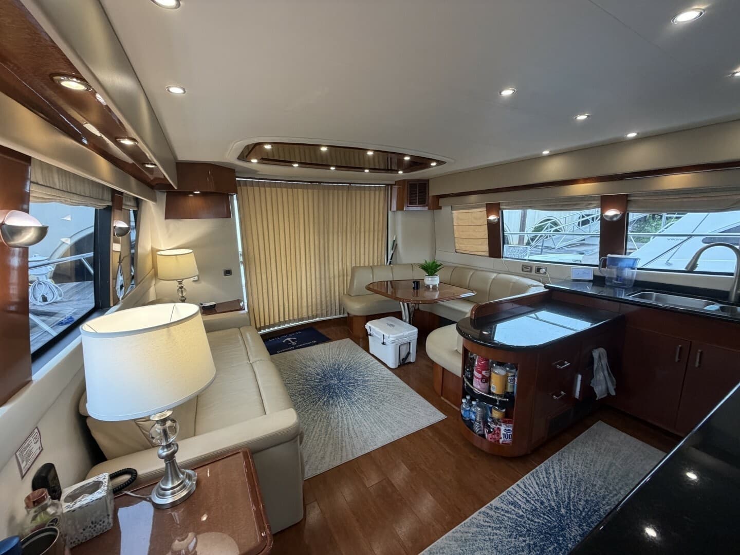2006 Carver 56 VOYAGER