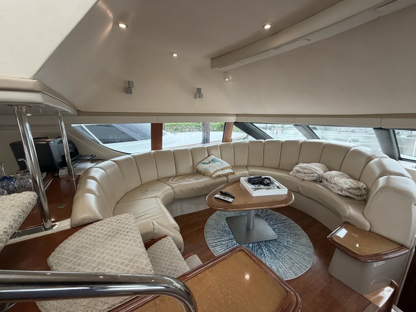 2006 Carver 56 VOYAGER