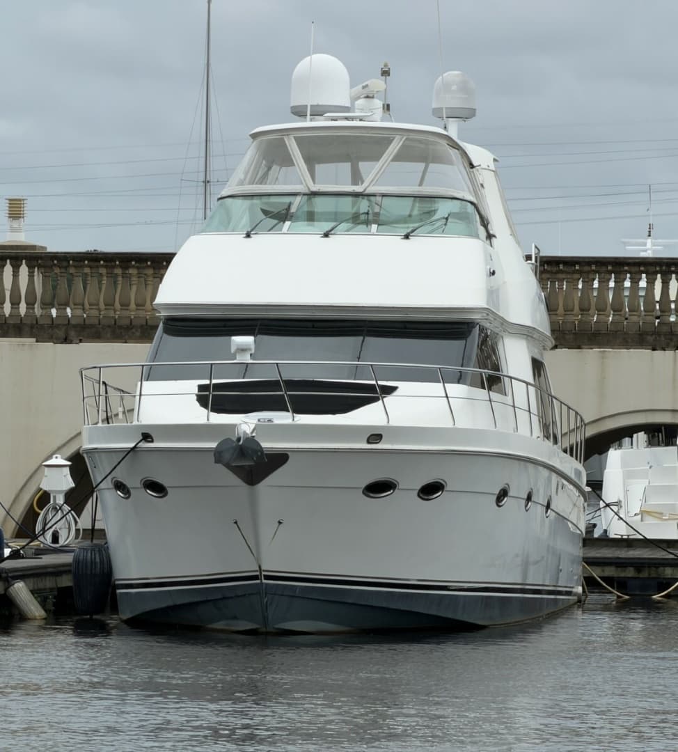 2006 Carver 56 VOYAGER