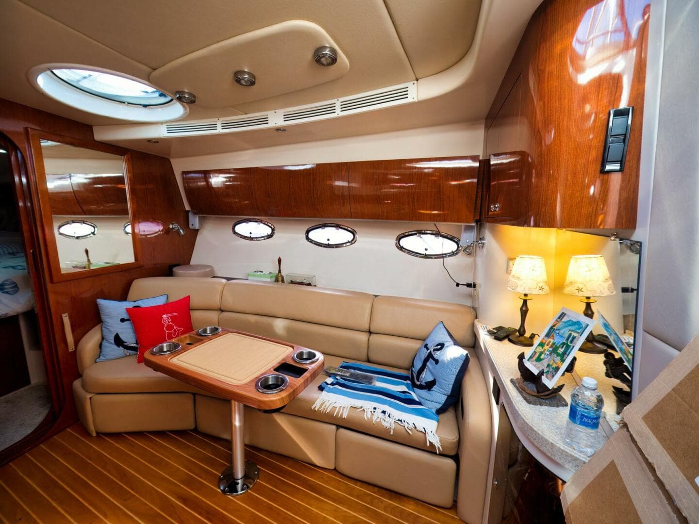 2008 Regal Commodore 4060