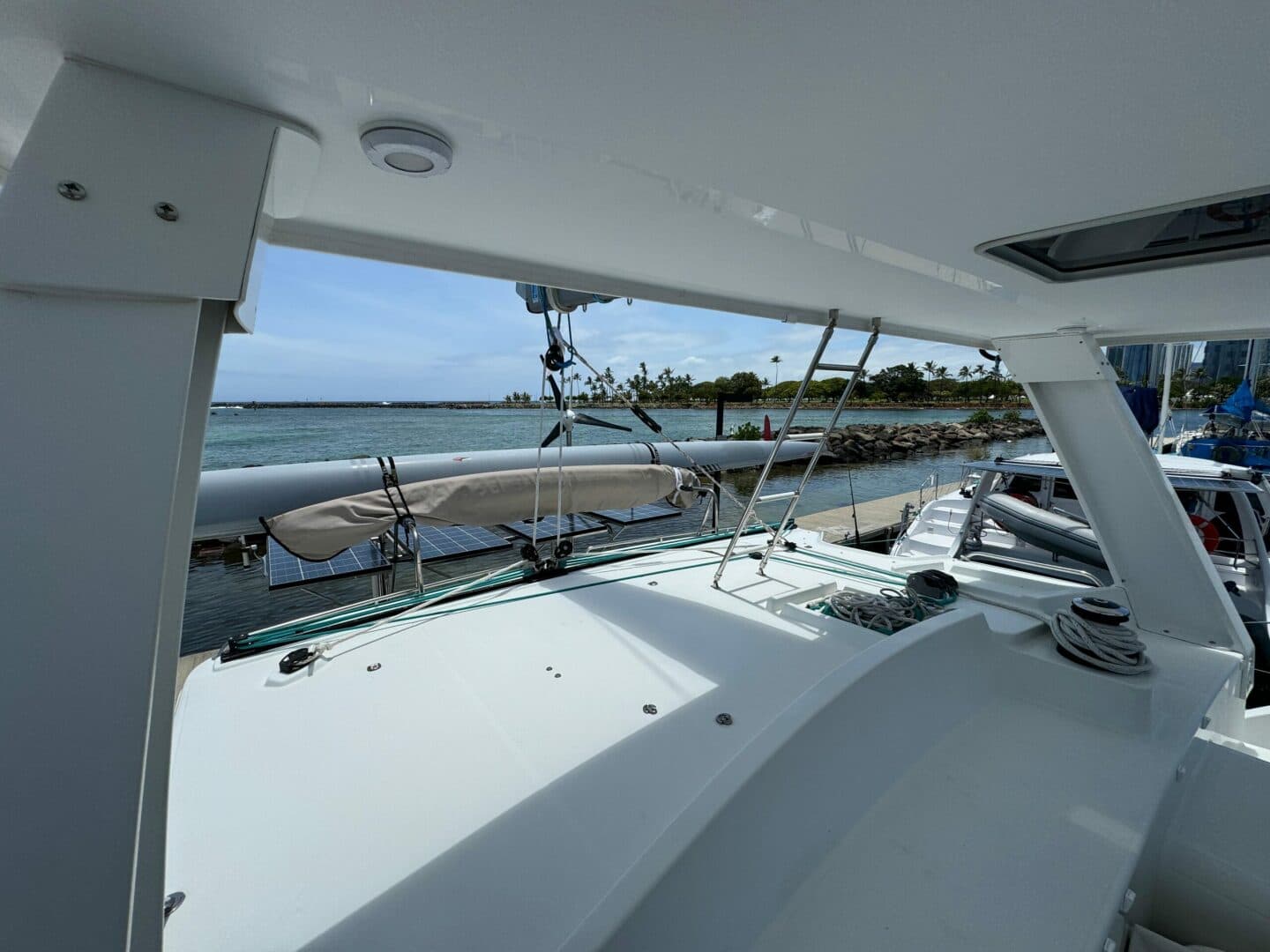 2010-lagoon-440-sail-9322643-20240529094956653-1_XLARGE.jpg