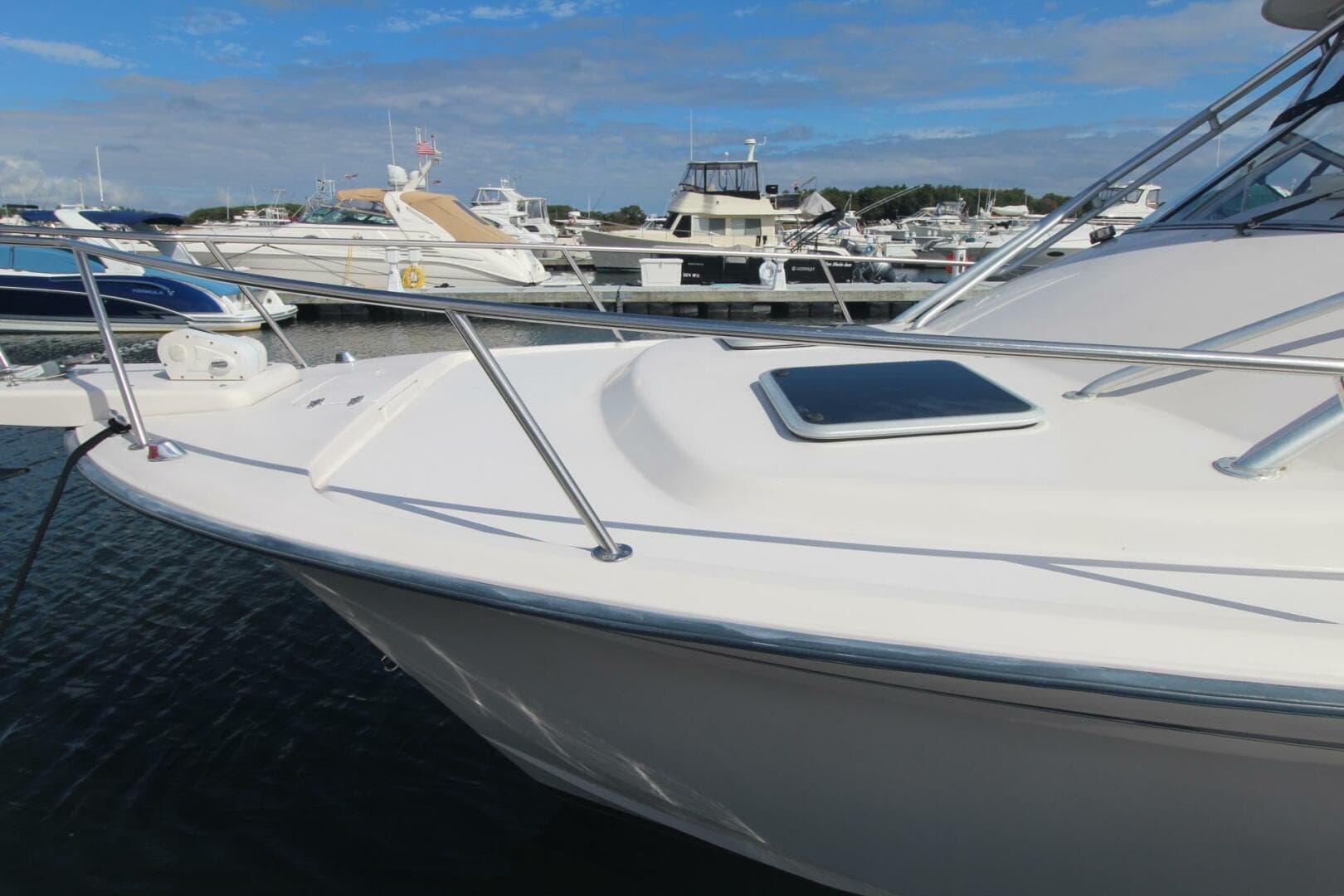 2001 Grady-White 330 Express