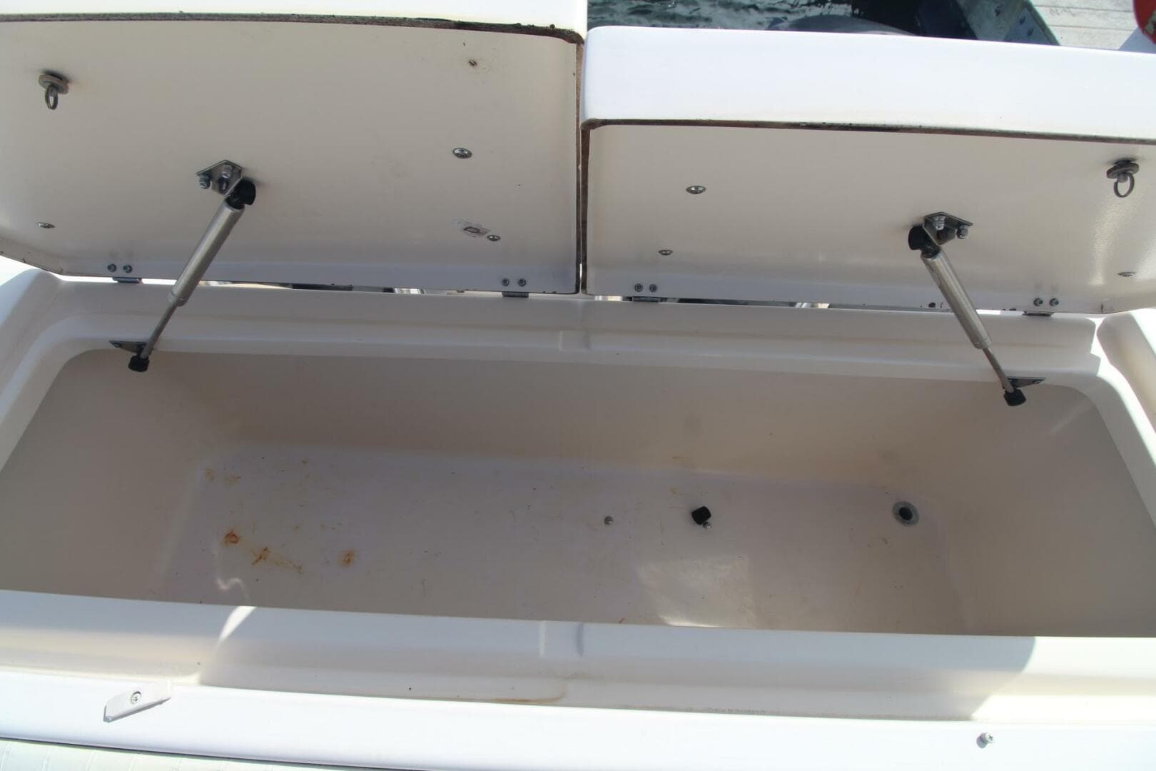 2001 Grady-White 330 Express