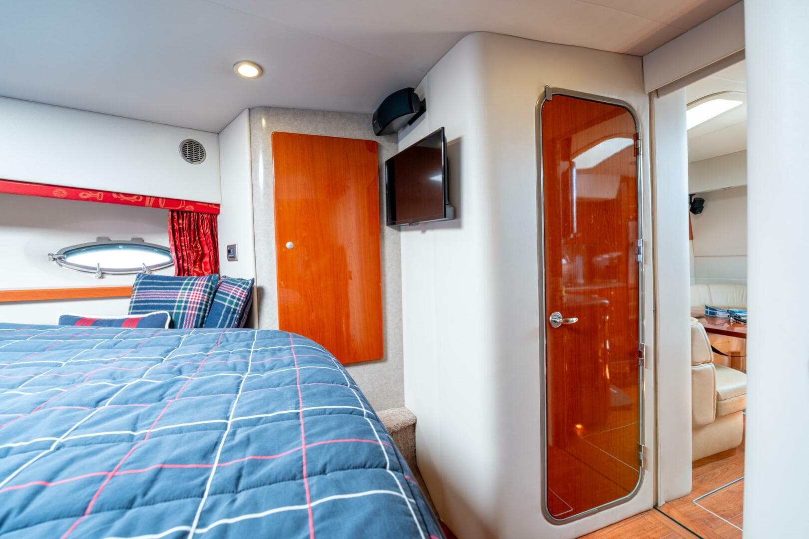 2007 Formula 45 Yacht