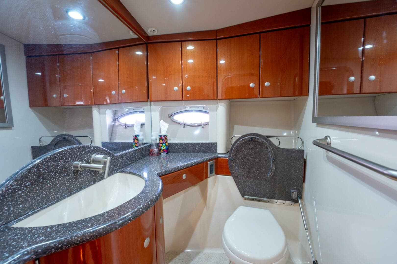 2007 Formula 45 Yacht