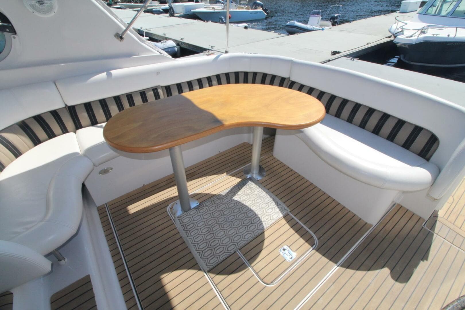 2006 Four Winns 378 Vista