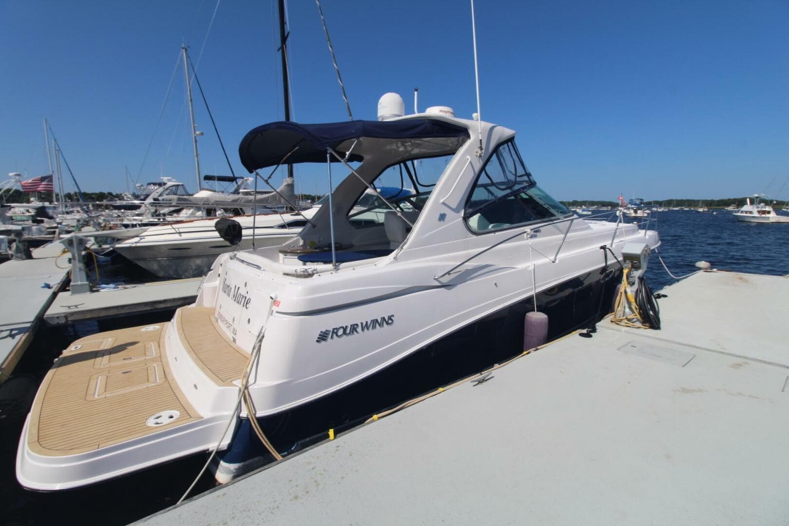 2006 Four Winns 378 Vista