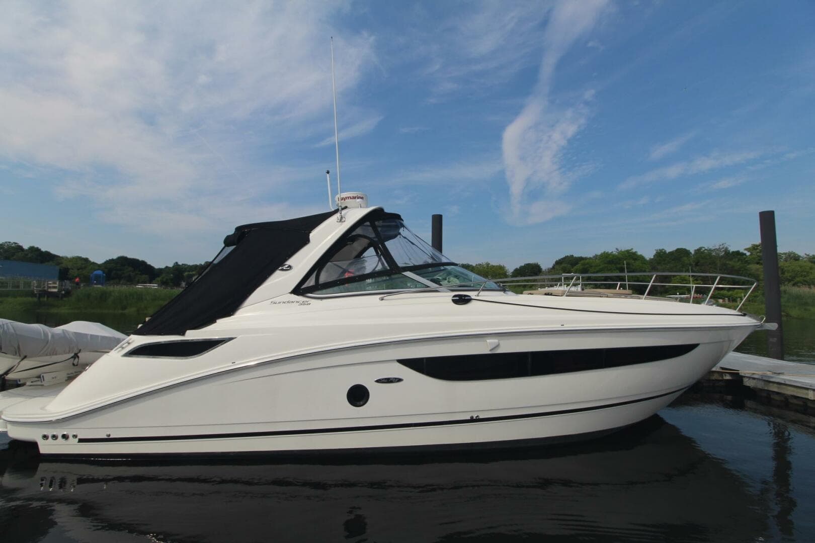 2014 Sea Ray 350 Sundancer