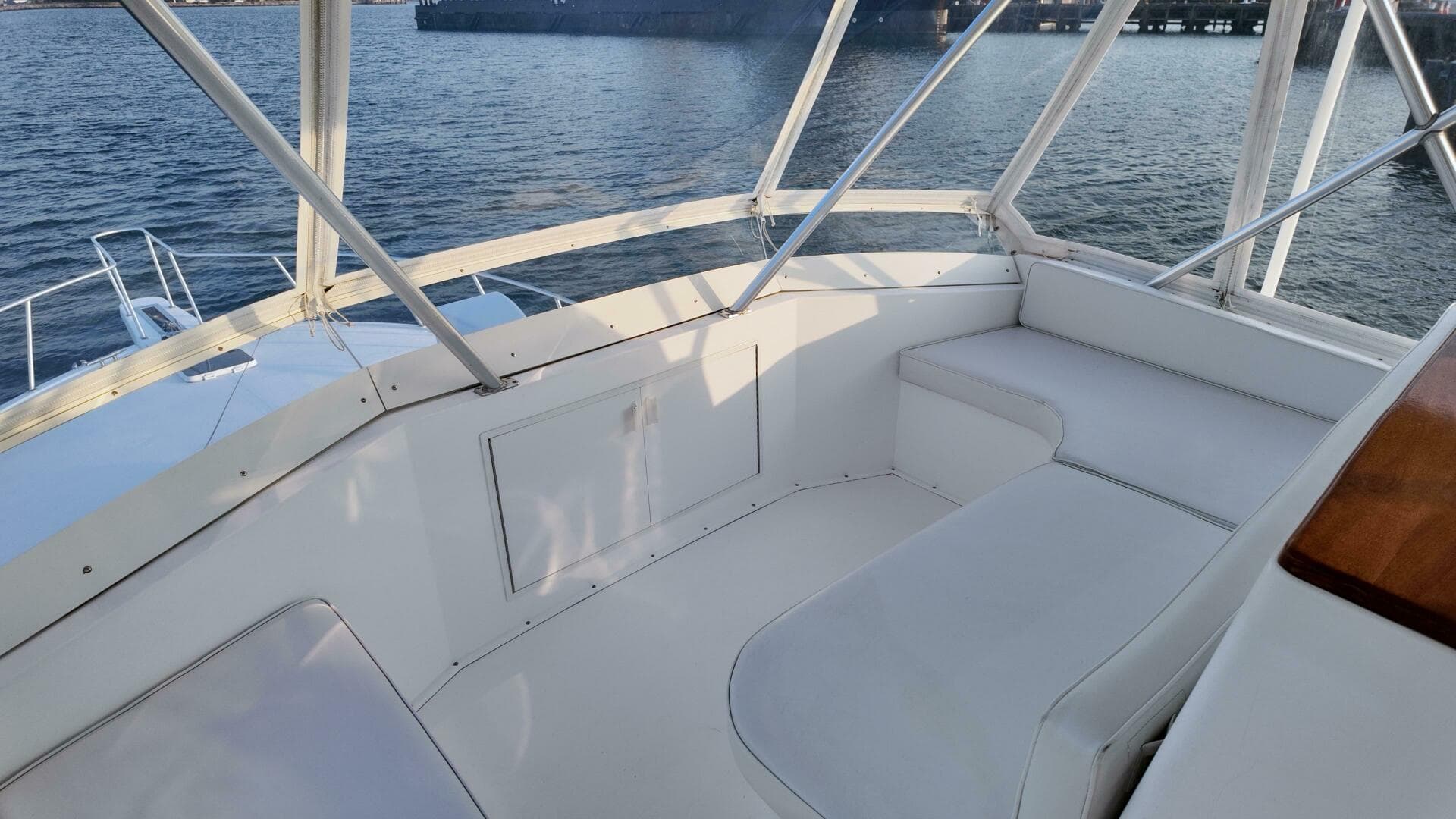 1998 Viking 47 Convertible