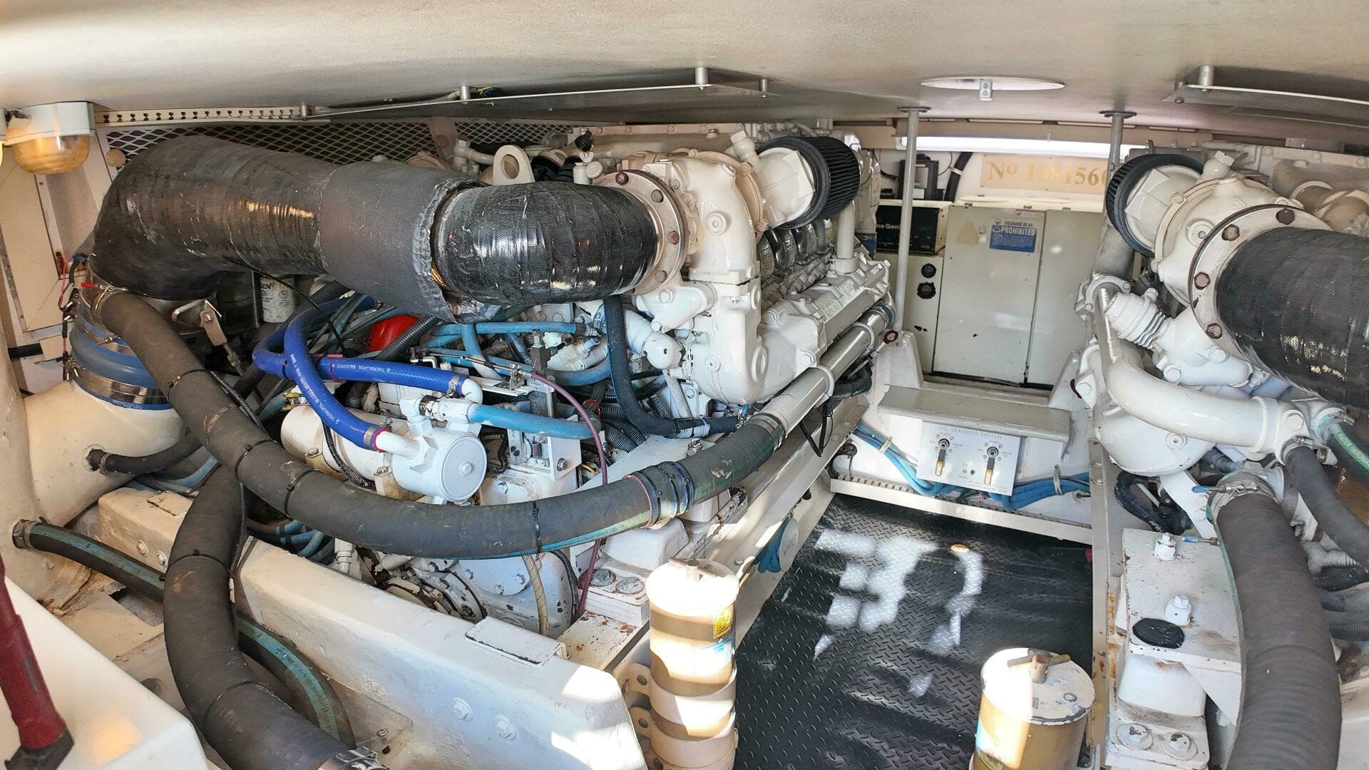 1998 Viking 47 Convertible