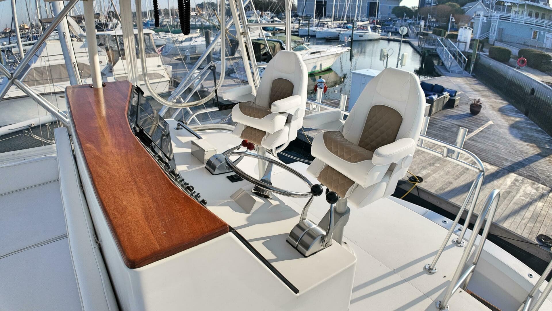 1998 Viking 47 Convertible