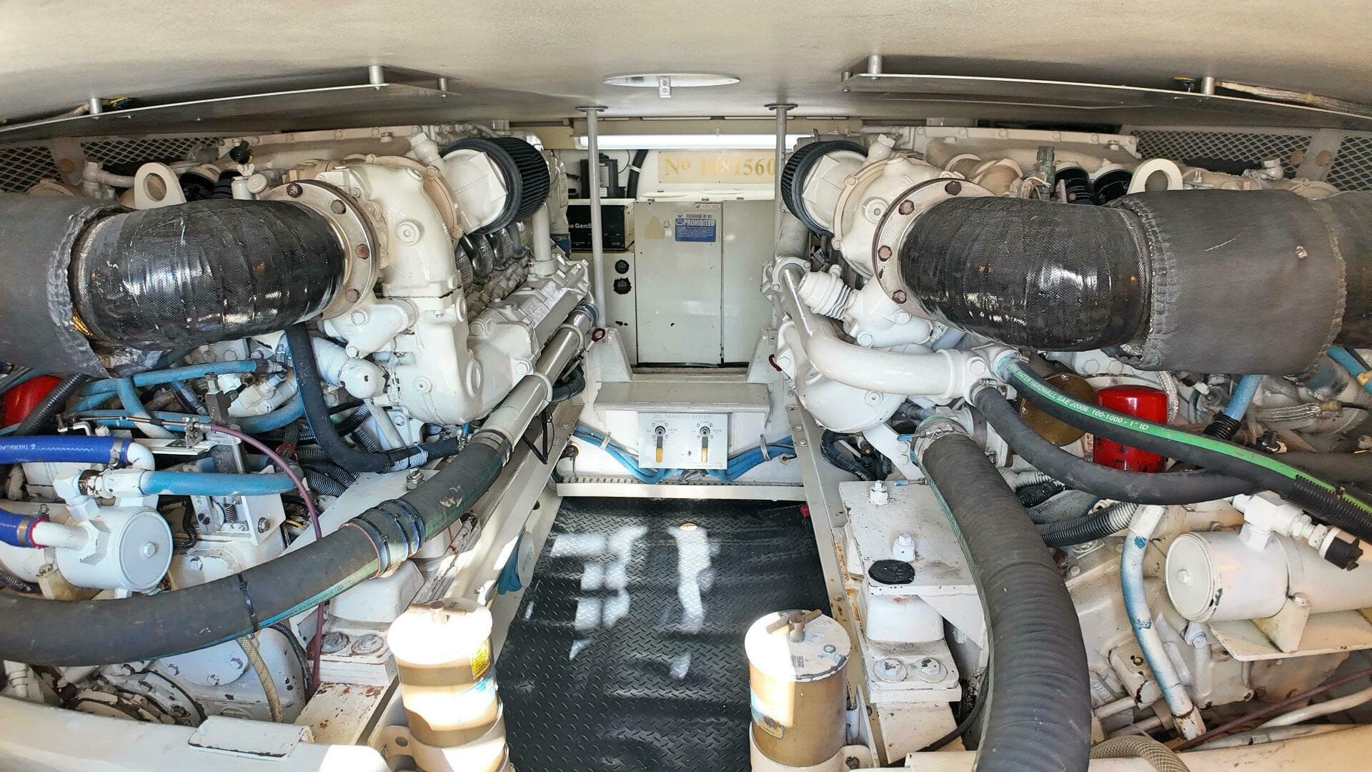 1998 Viking 47 Convertible