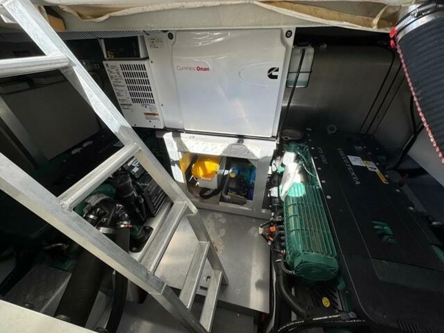 Swift Trawler 50 -Engine Room-