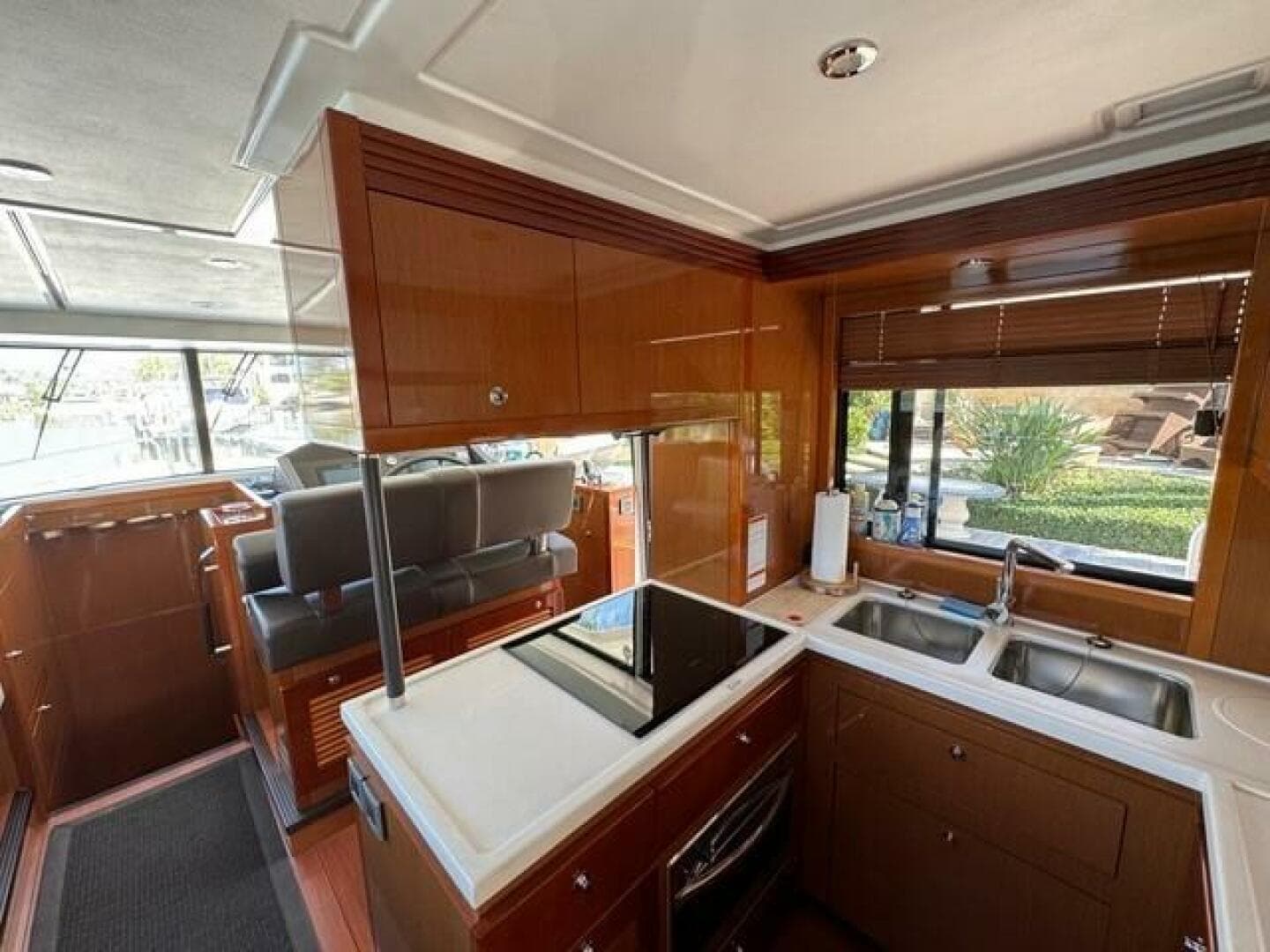 2017 Beneteau Swift Trawler 50 -Galley