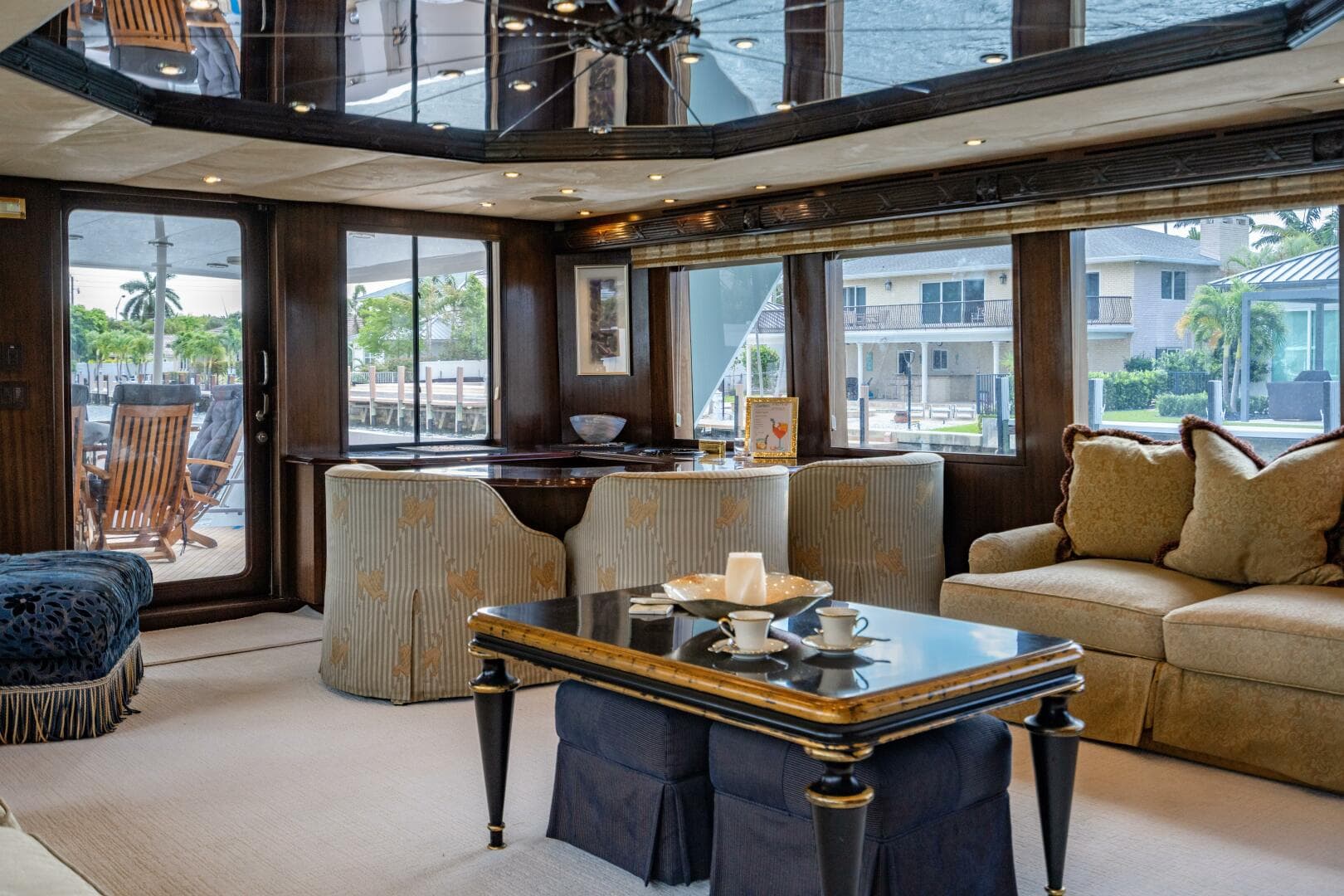 2001 Hatteras 100 Motor Yacht