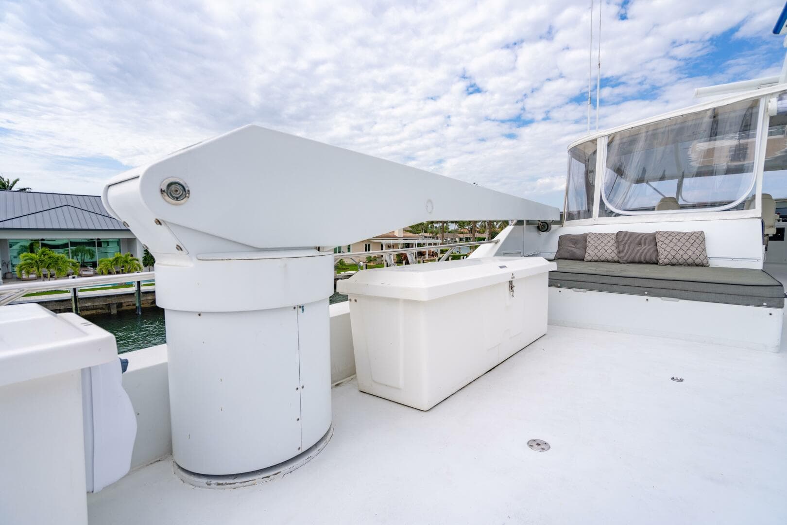 2001 Hatteras 100 Motor Yacht