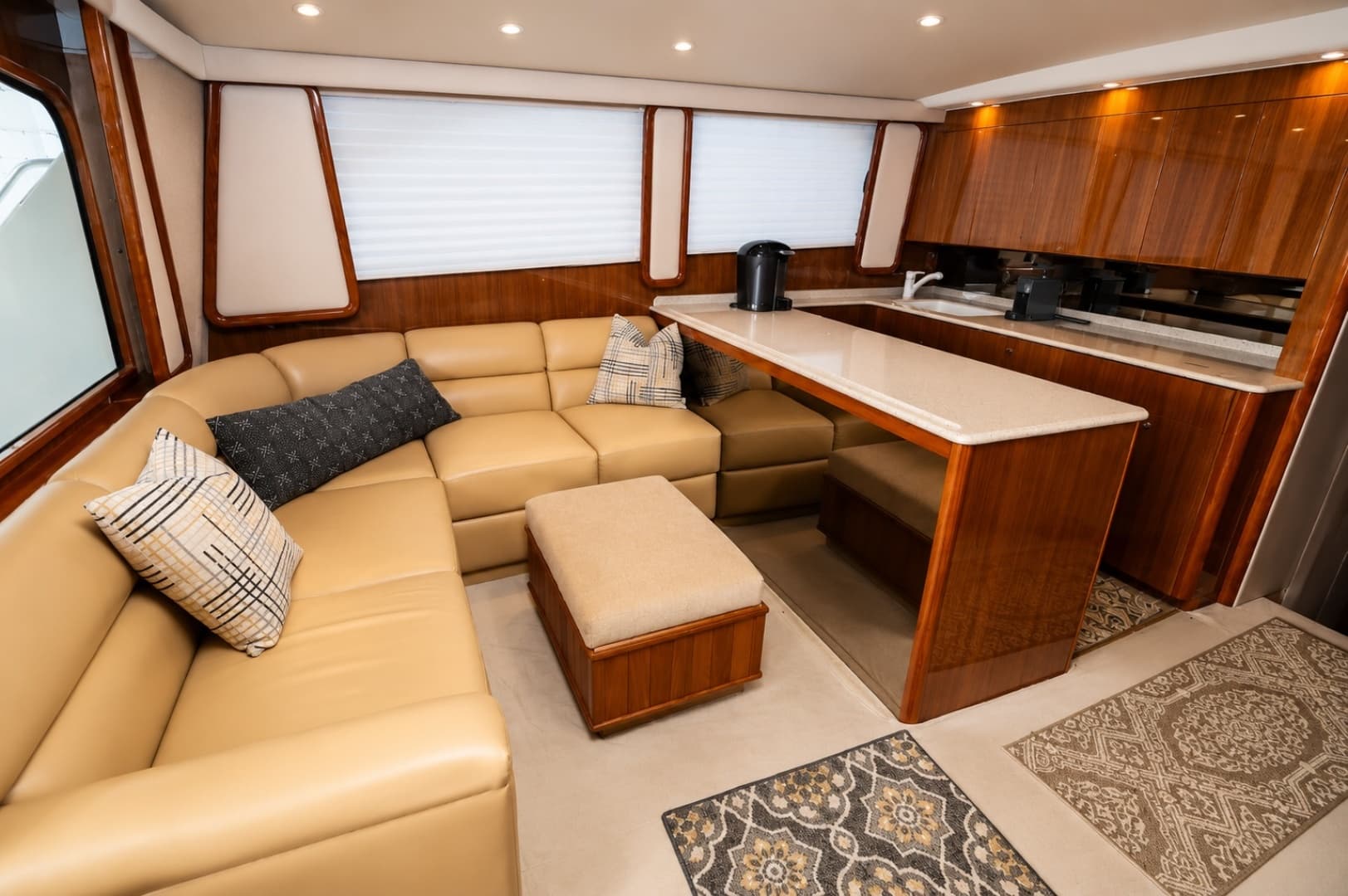 2005 Viking 45 Convertible