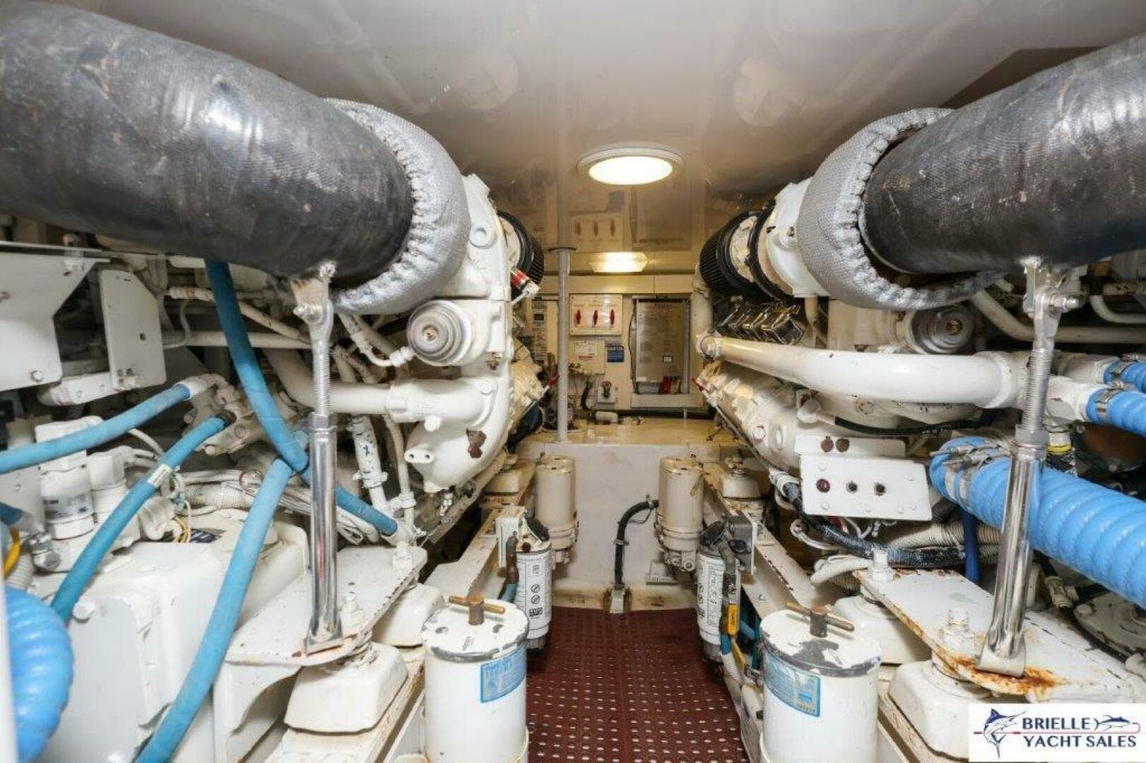 2005 Viking 45 Convertible